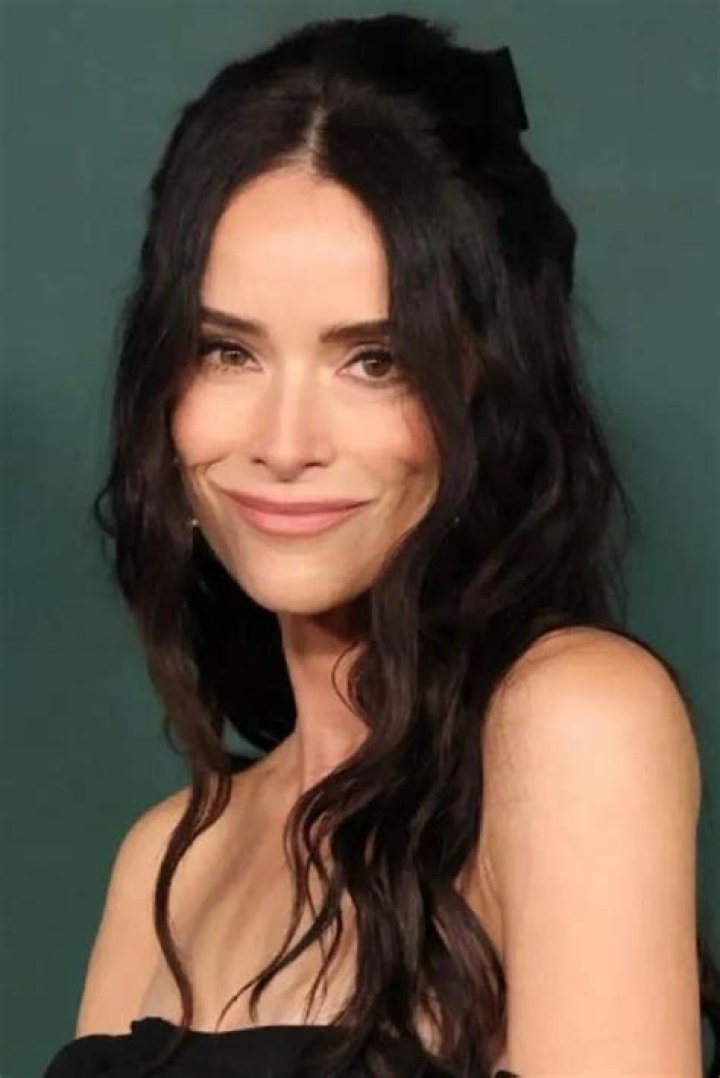 Abigail Spencer Biography - Facts, Childhood, Family Life & Achievements of Actress