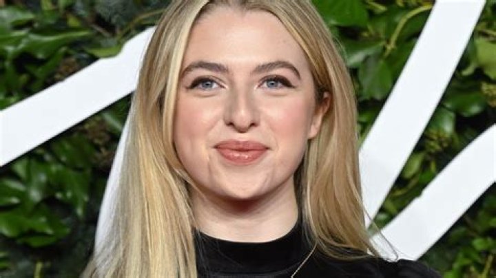 Anaïs Gallagher in Bathing Suit Wishes for "Holiday" — Celebwell