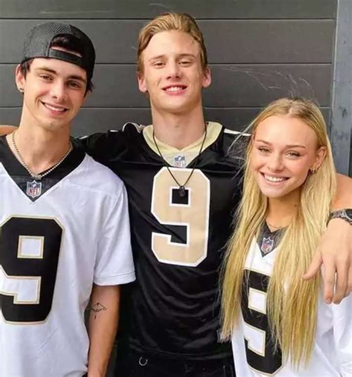 Ashley Besson (Instagram Star) Wiki, Boyfriend, Age & More