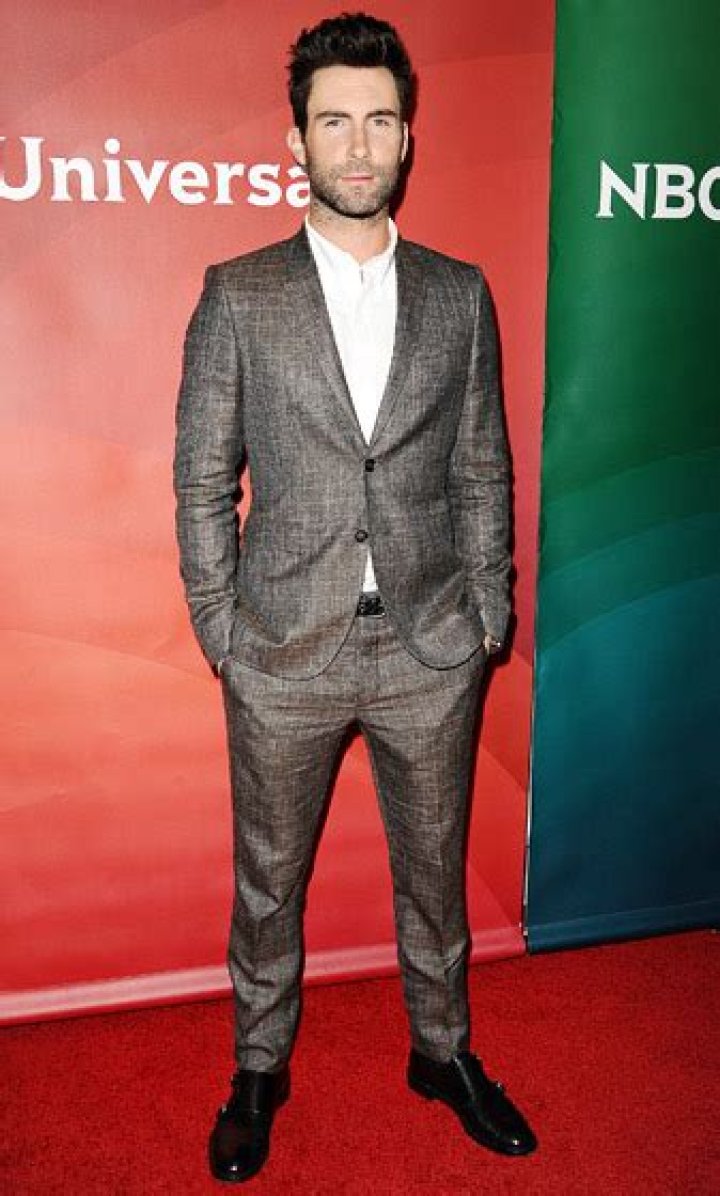 Chris Martin Body Measurements Weight Height Shoe Size Stats