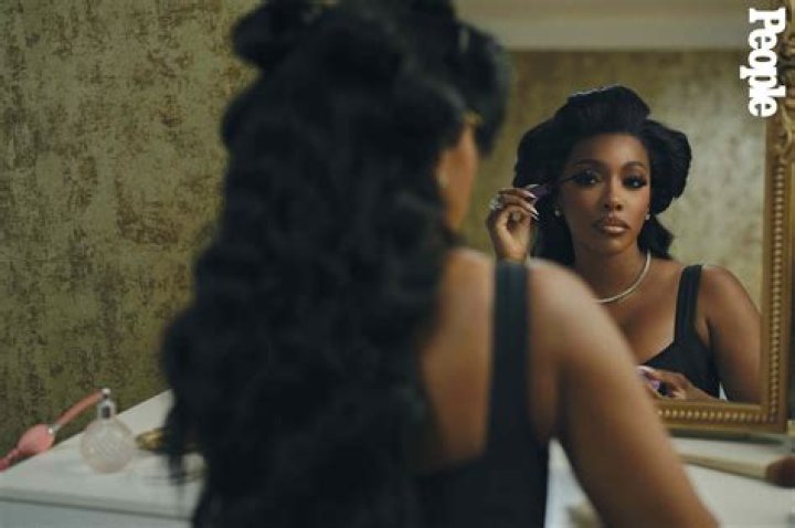 Dennis McKinley Asks For The Help Of Fans On His Quest To Win Porsha Williams Back (Photo)