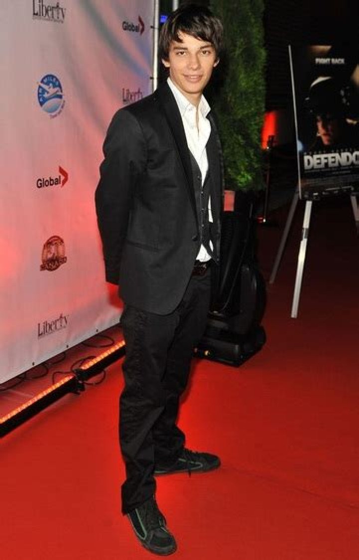 Devon Bostick Body Measurements Height Weight Vital Stats Facts Family