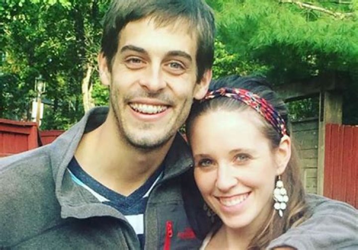 Disgraced Counting On Star Derick Dillard Fires Back After Fans Criticize Jill Duggar’s Education