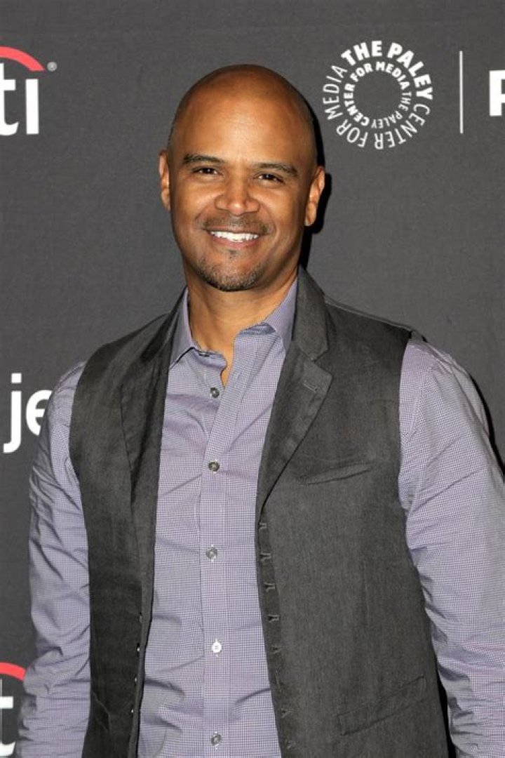 Dondré Whitfield – Biography of American Actor