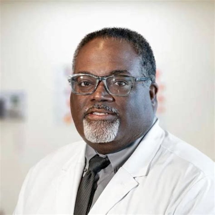 Dr. Lawrence Li, MD – Normal, IL