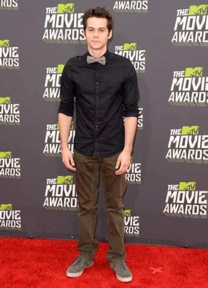 Dylan O’Brien Body Measurements Height Weight Shoe Size Stats