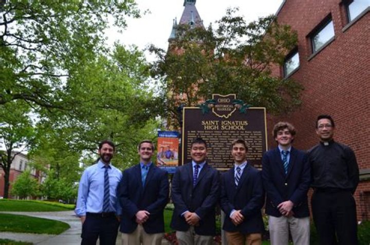 Explore The Death of Tim Hunt & Obituary, St. Ignatius High School Ex-Student