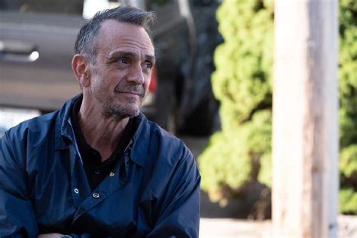Hank Azaria $90 million net worth explored