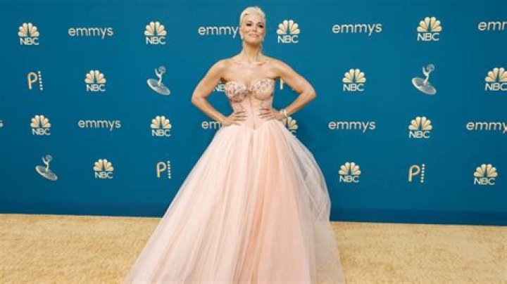 How tall is Rebecca from ‘Ted Lasso?’