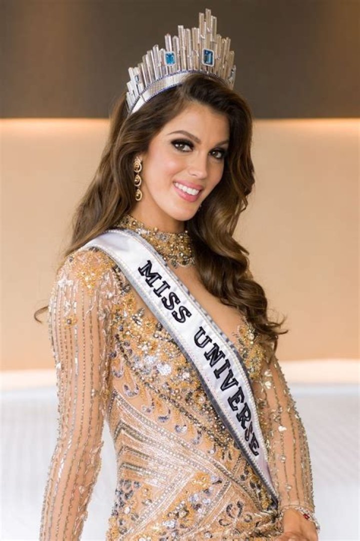 Iris Mittenaere Miss Universe Body Measurements Height Weight Bra Size Shoe Age Family Bio