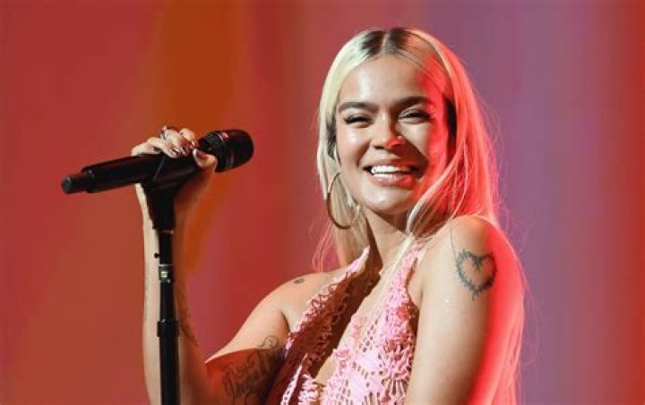 Is Karol Engaged? – Celebrity