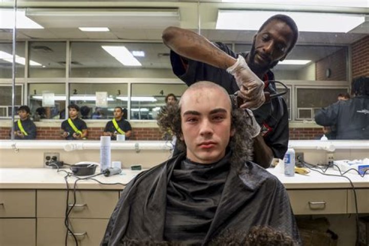 Joey King thinks every woman to shave their head