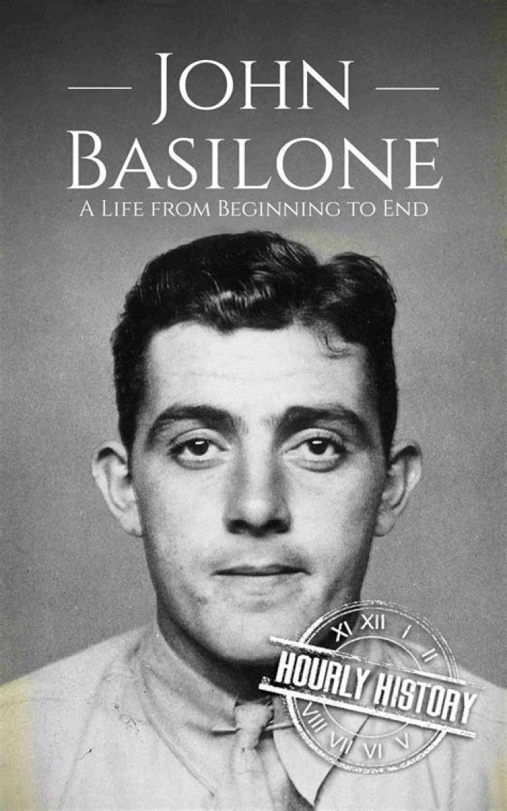 John Basilone Biography - Facts, Childhood, Family Life & Achievements
