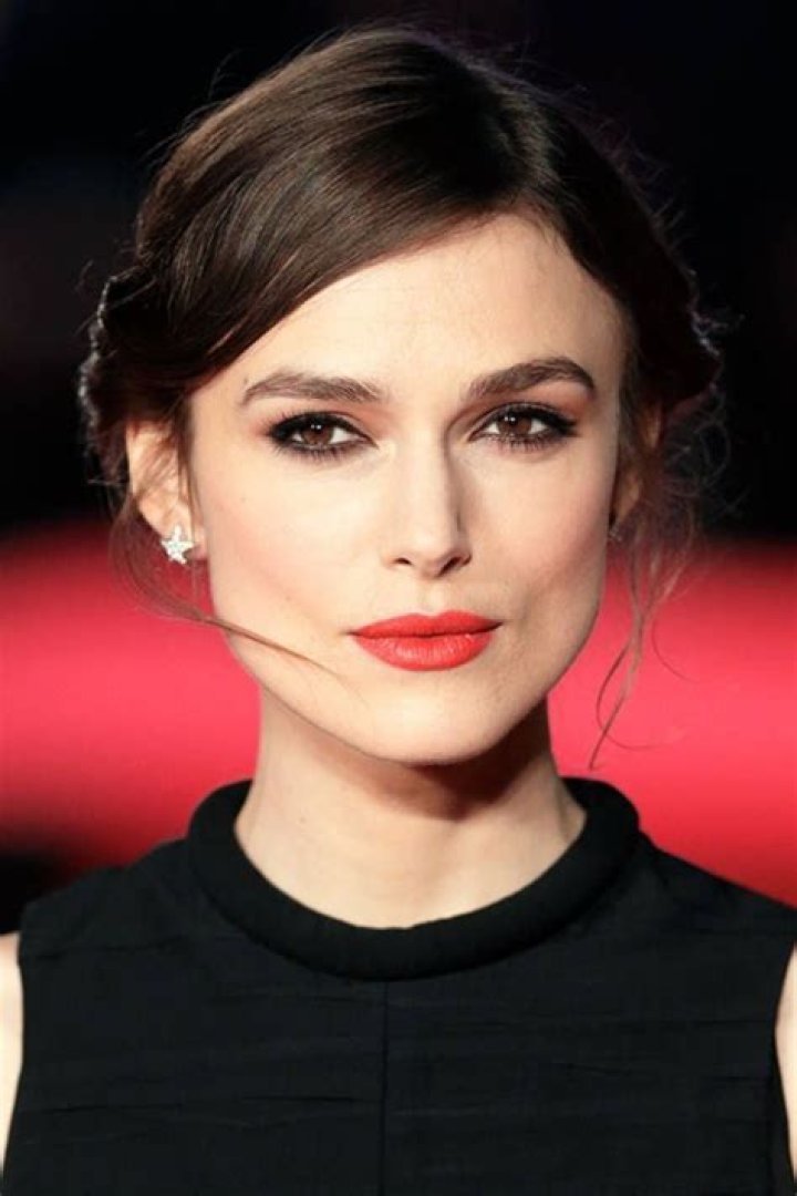 Keira Knightley Favorite Things Color Food Music Perfume Football Team Biography