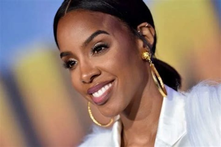 Kelly Rowland’s Son Titan Weatherspoon Pranks His Mother While She Tries Different Ice-cream Flavors And Fans Love The Action