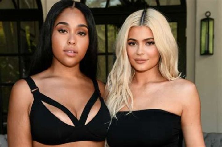 Lil Scrappy Looks Terrified In This Video While Bambi Benson Is Grabbing & Shaming Him In Front Of Kirk Frost – Fans Are Laughing Their Hearts Out, Making Captions