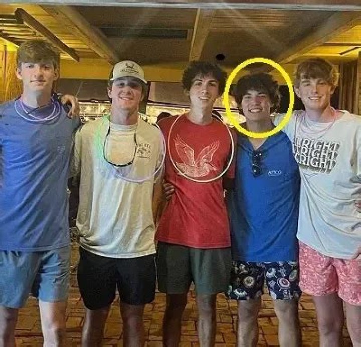 Louisiana Cameron Robbins Obituary, Wiki, Age, Father, Mother, Girlfriend & Instagram