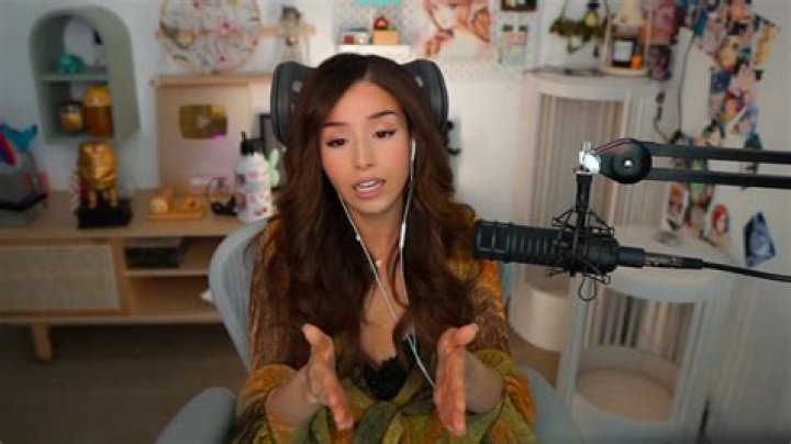 Pokimane says industry higher-up lied about relationship with her to manipulate women