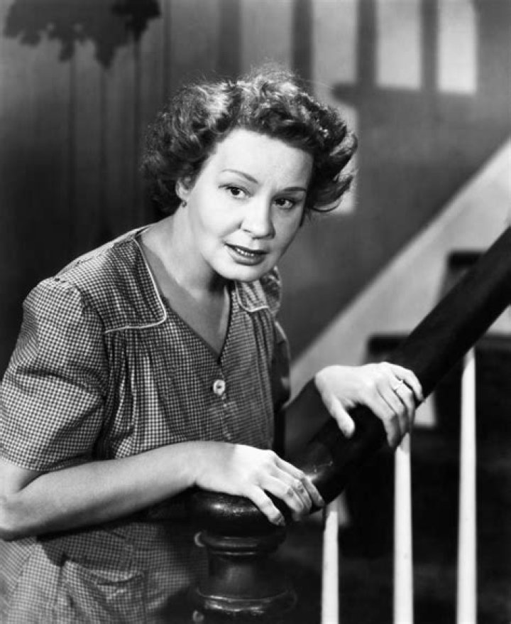 Shirley Booth Biography - Facts, Childhood, Family Life & Achievements