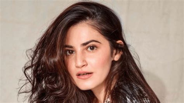 Shivaleeka Oberoi in Bathing Suit is "Toasted" — Celebwell