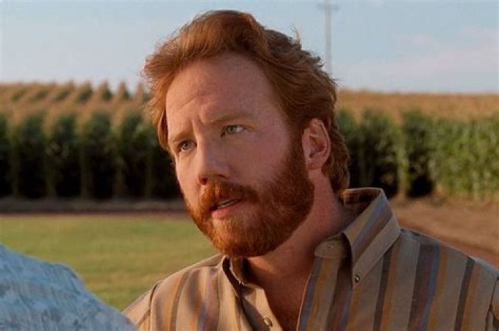 Timothy Busfield Biography - Facts, Childhood, Family Life & Achievements of Actor