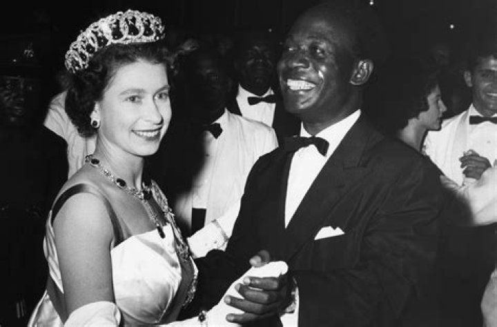 Video: Queen Elizabeth II Dances With Ghana President Dr Kwame Nkrumah