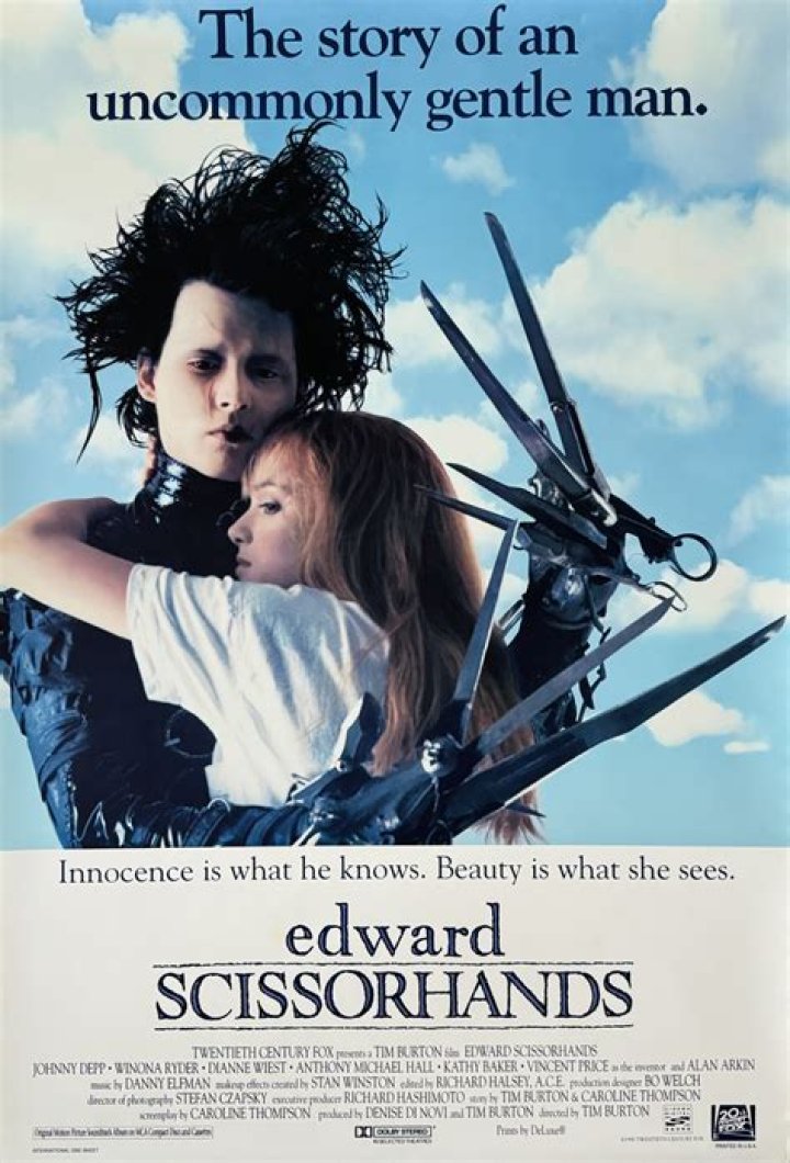 Was Edward Scissorhands the first Tim Burton movie? – Celebrity