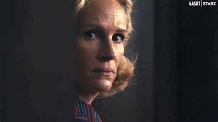 Watch: Julia Roberts is a Watergate whistleblower in ‘Gaslit’ trailer