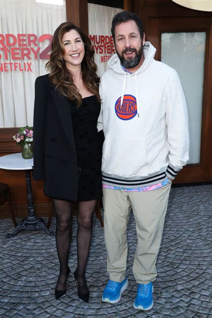 Where did Mike Chiklis meet his wife? – Celebrity